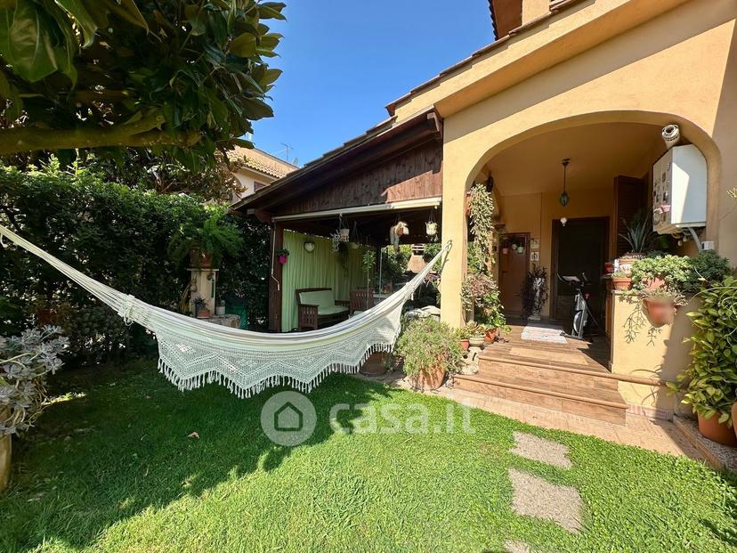 Villa in Via di Valle Schioia — foto 13 di 37