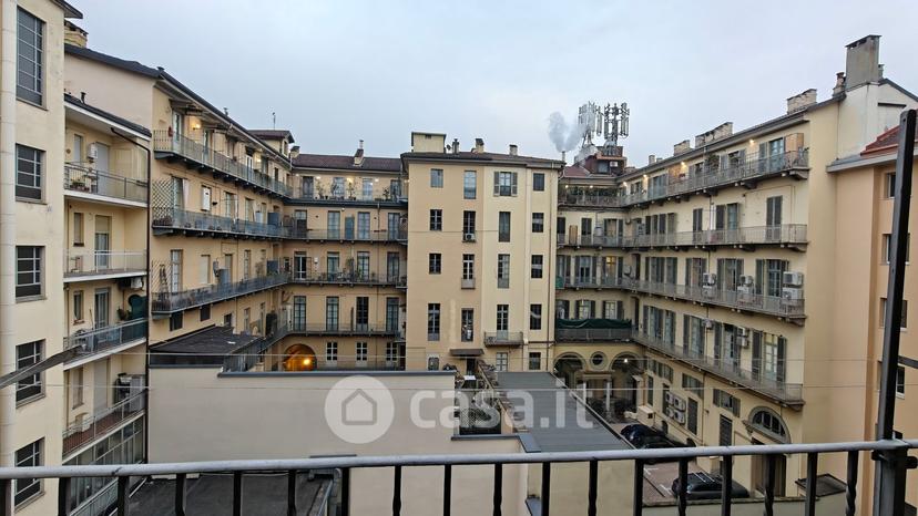 Trilocale in Corso Re Umberto 21 Bis — foto 16 di 34