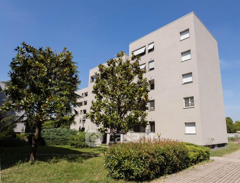 Trilocale in Via Emilio Alessandrini 2 — foto 25 di 29