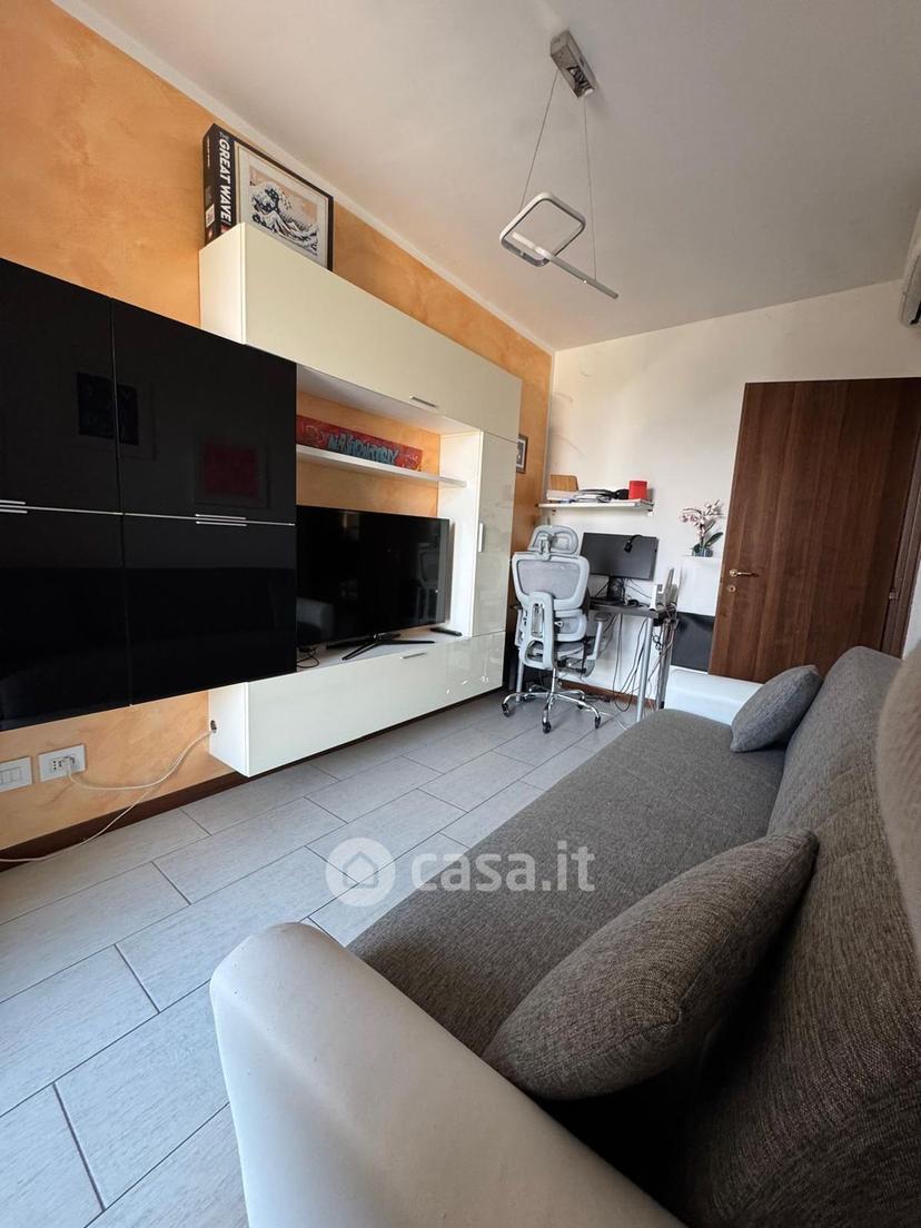 Trilocale in Via Salerano 45 — foto 10 di 30
