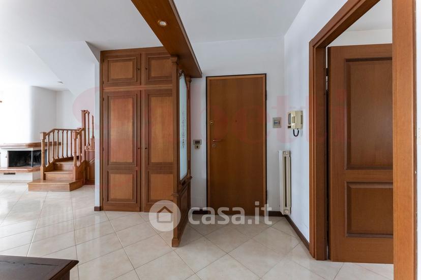 Appartamento in Via XXV Aprile 118 — foto 30 di 41