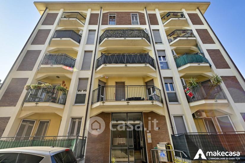 Trilocale in Via F. Cordoni 6 — foto 8 di 24