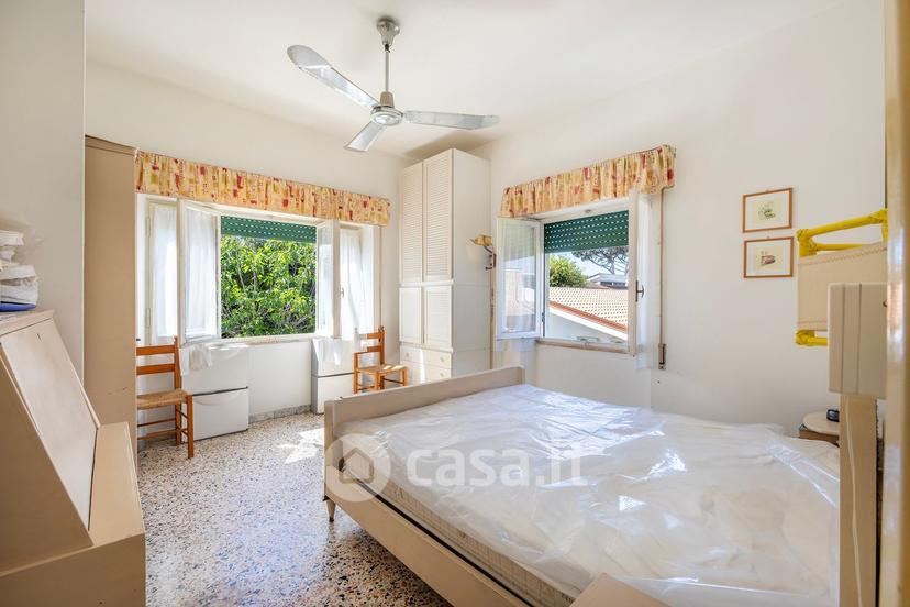 Villa in Via Porto San Giorgio — foto 17 di 38