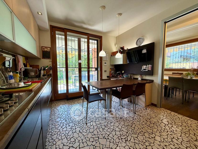 Quadrilocale in Via dei Tigli — foto 18 di 43