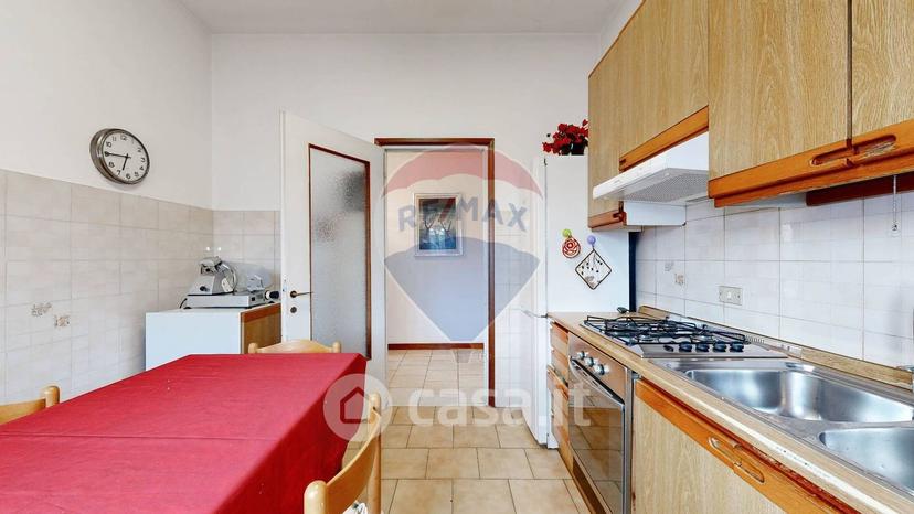 Villa in Via Muoni 15 — foto 2 di 44