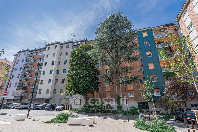 Trilocale in Via Domenico Zampieri 19 — foto 31 di 33