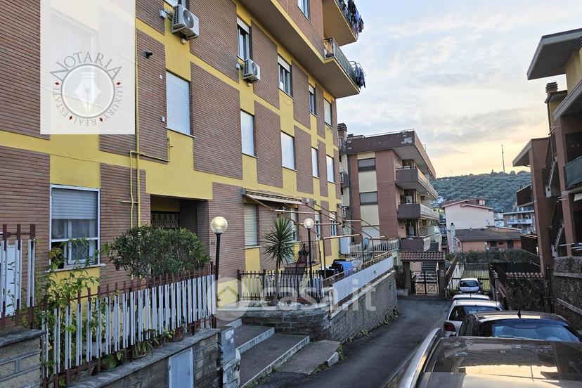 Quadrilocale in Via Monti Sabini 64 — foto 7 di 37