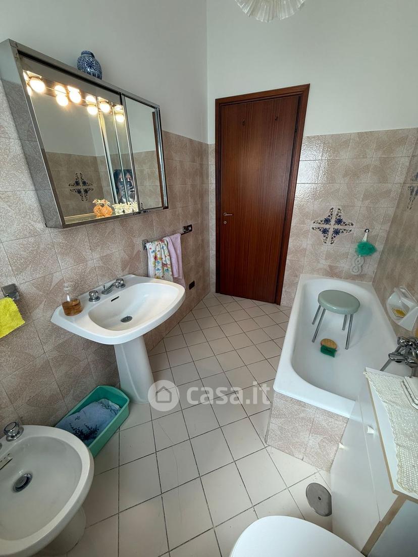 Trilocale in Via di Castello — foto 22 di 25