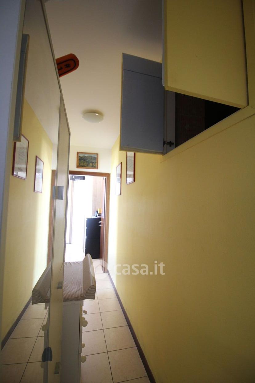Trilocale in Via Beniamino Gigli — foto 33 di 34