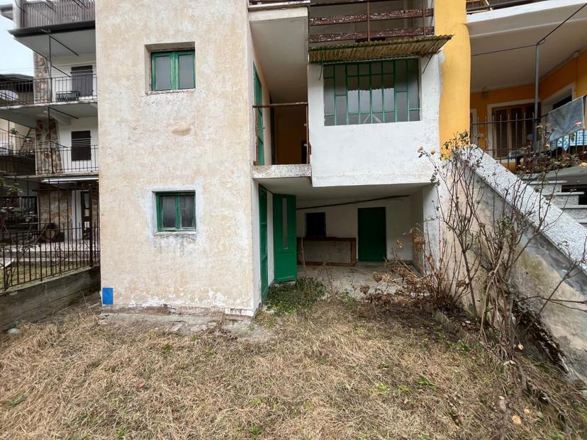 Casa indipendente in Via Sereine, Alpette