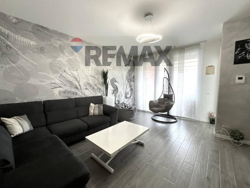 Quadrilocale in Piazza Salva d'Acquisto 18, Arese — foto 3 di 5