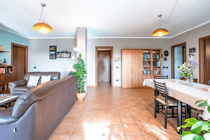 Villa in Via Bariola 20, Lainate