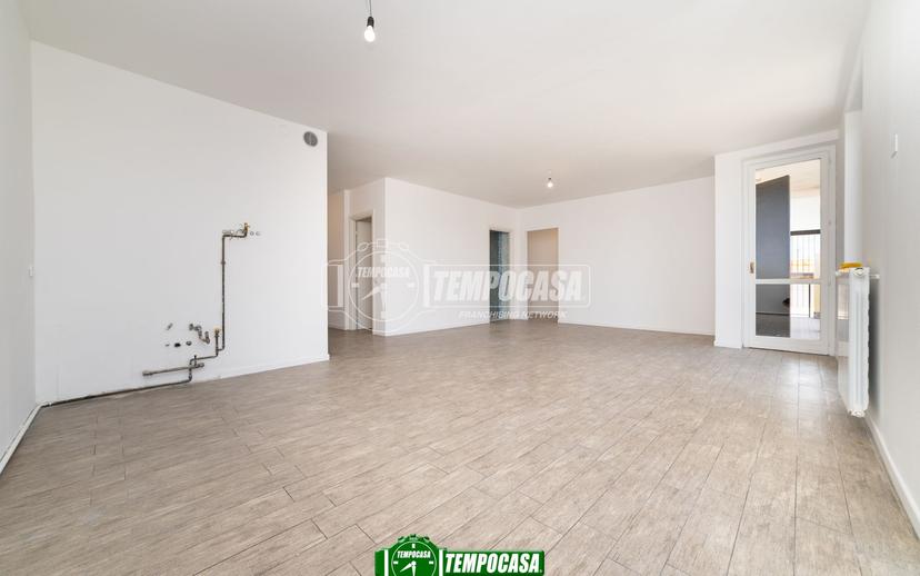 Trilocale in Via Camillo Benso Conte di Cavour 32/C, Grezzago