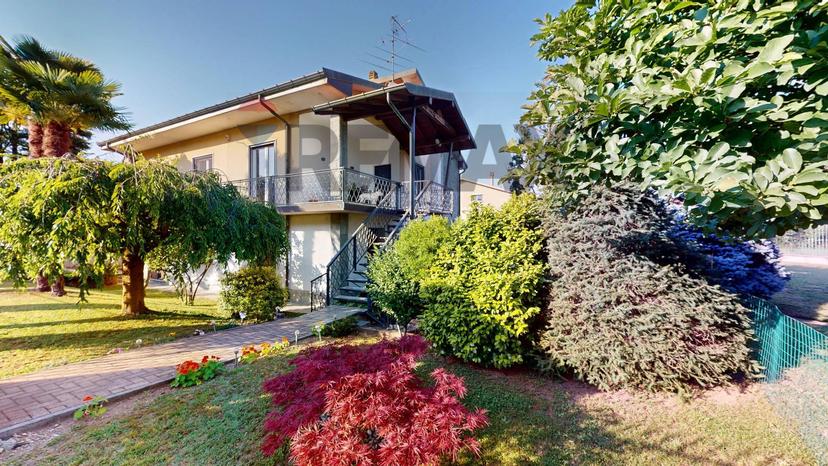 Villa in Via Cardinale Ferrari 35, Cerro Maggiore — foto 3 di 5