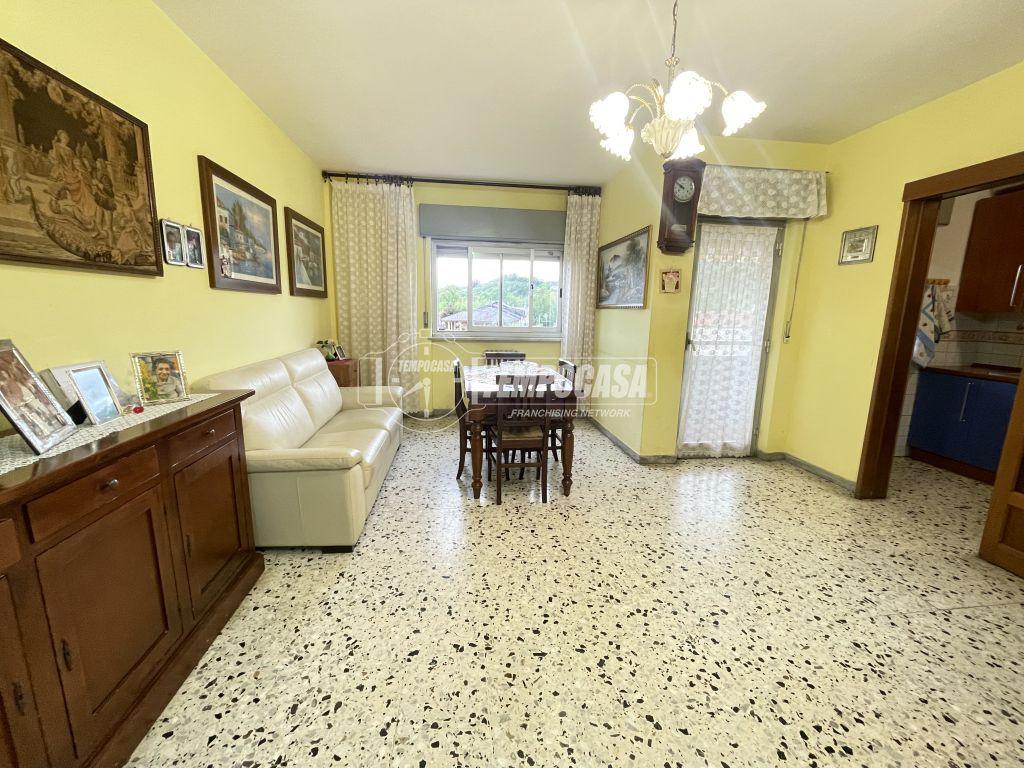 Trilocale in Via Brigate Partigiane 35, Cuorgnè