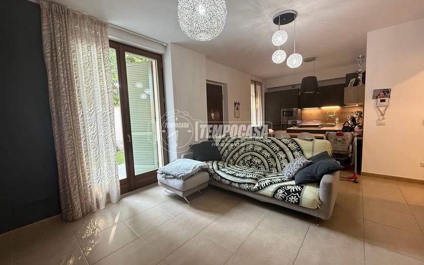 Trilocale in Via Emilia 37, Villa Cortese — foto 3 di 5