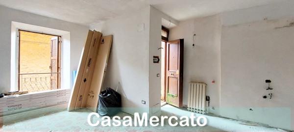 Trilocale, Rocca di Papa