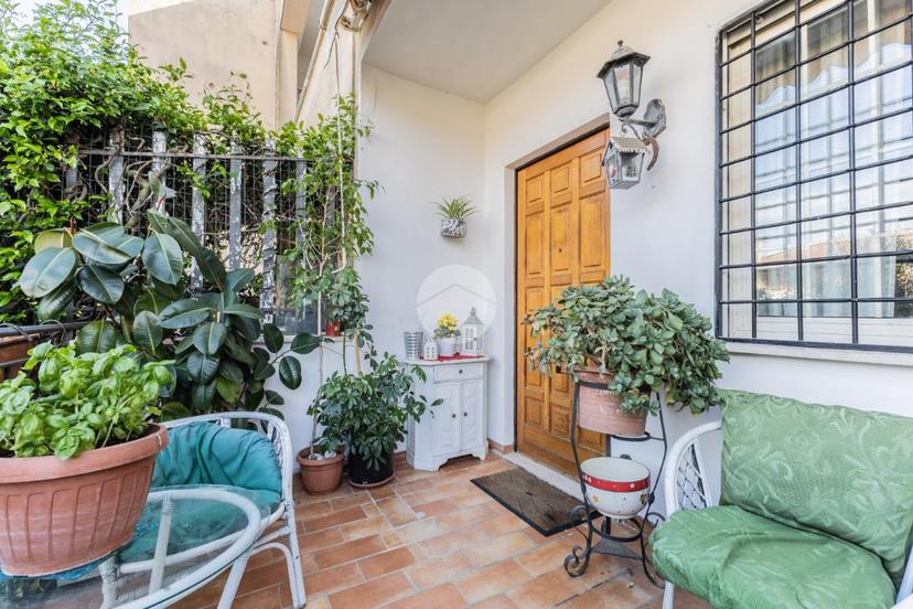 Villa a schiera in Via Carlo Marx, Anguillara Sabazia