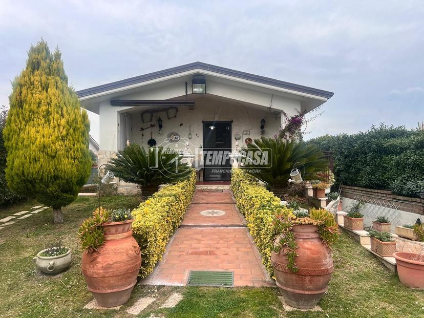 Villa in Via Scoranello, Capena — foto 3 di 5