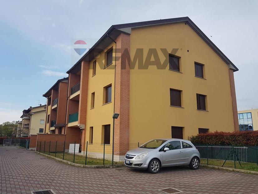 Quadrilocale in Via Gordini 5, Valsamoggia
