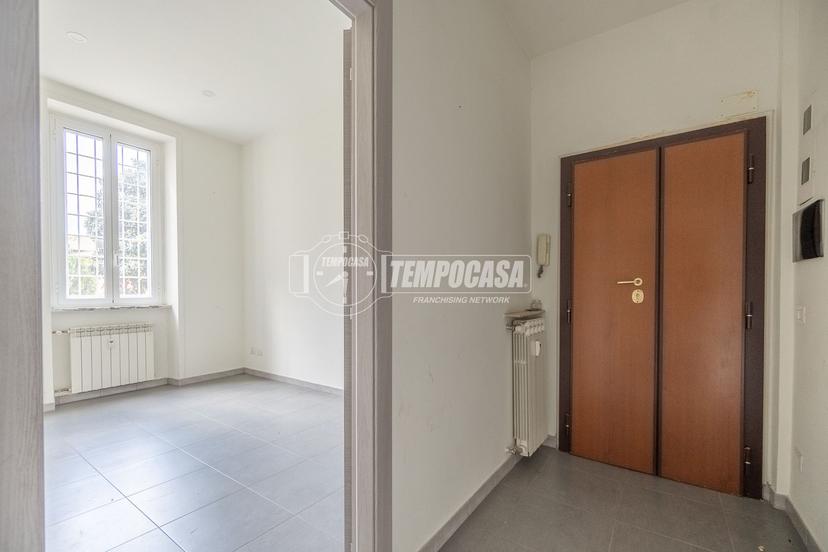 Trilocale in Via Enrico Cravero 20, Roma