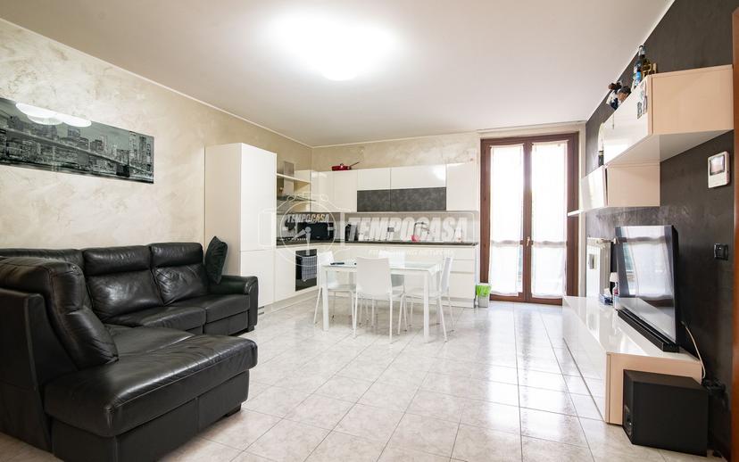 Trilocale in Via Montegrappa 8, Pozzo d'Adda
