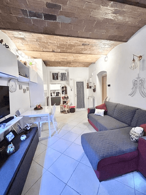 Trilocale, Firenze