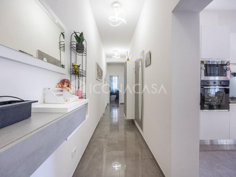 Trilocale in Piazza Clodoveo Bonazzi 1, Bologna