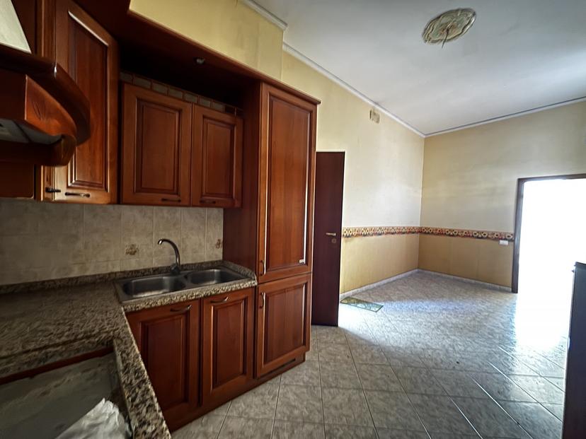 Monolocale in Via XX Settembre N°53, Torre del Greco