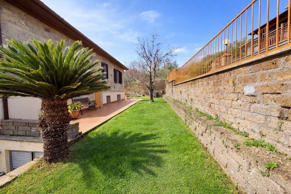 Villa in Via Carlo Alberto dalla Chiesa, Trevignano Romano