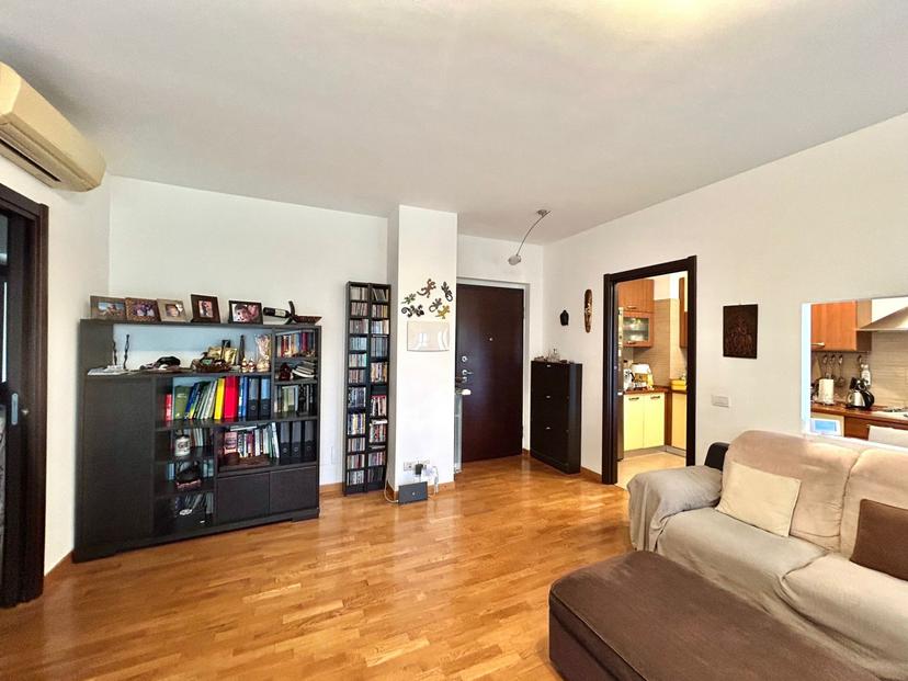 Trilocale in Via Guido Rossa 26, Buccinasco