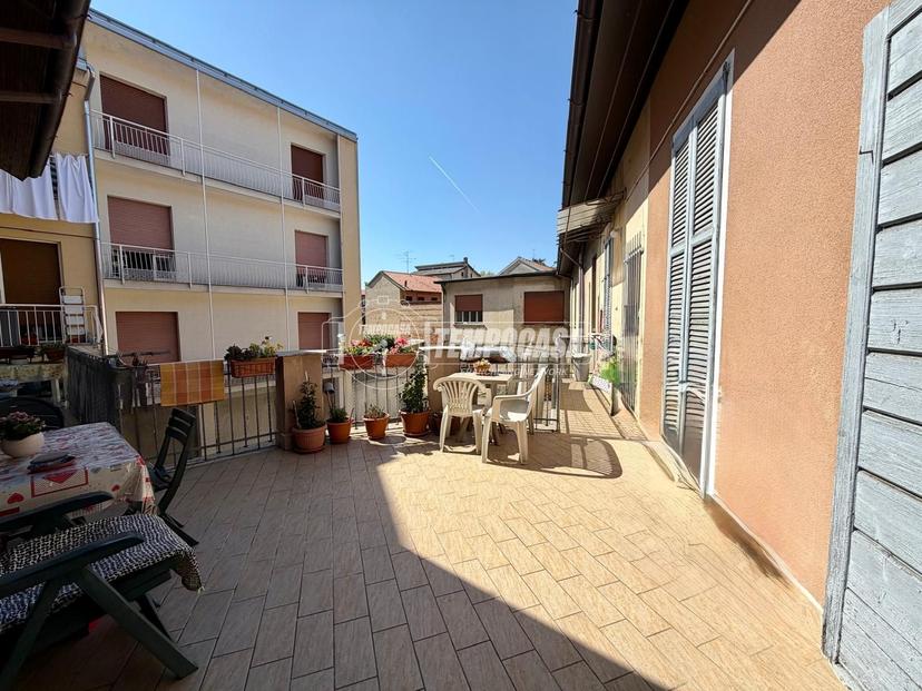 Bilocale in Via Dante Alighieri, Parabiago