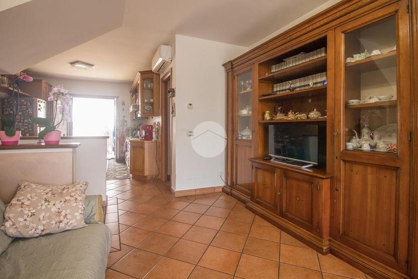 Villa a schiera in Viale J.F Kennedy 6, Garbagnate Milanese — foto 4 di 5