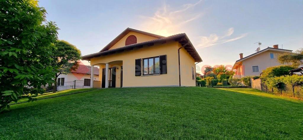 Villa in Via Mirco Castellaro  14, Frossasco