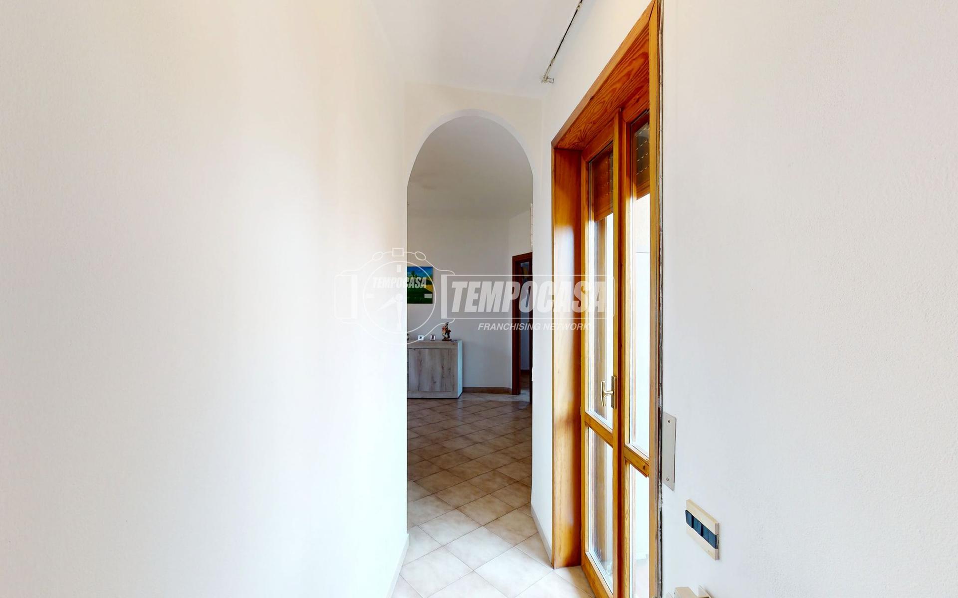Trilocale in Via del Ronco 6, Paullo