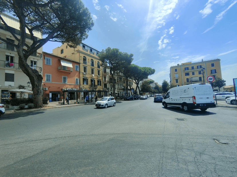Quadrilocale in Corso Giacomo Matteotti, Albano Laziale — foto 2 di 5