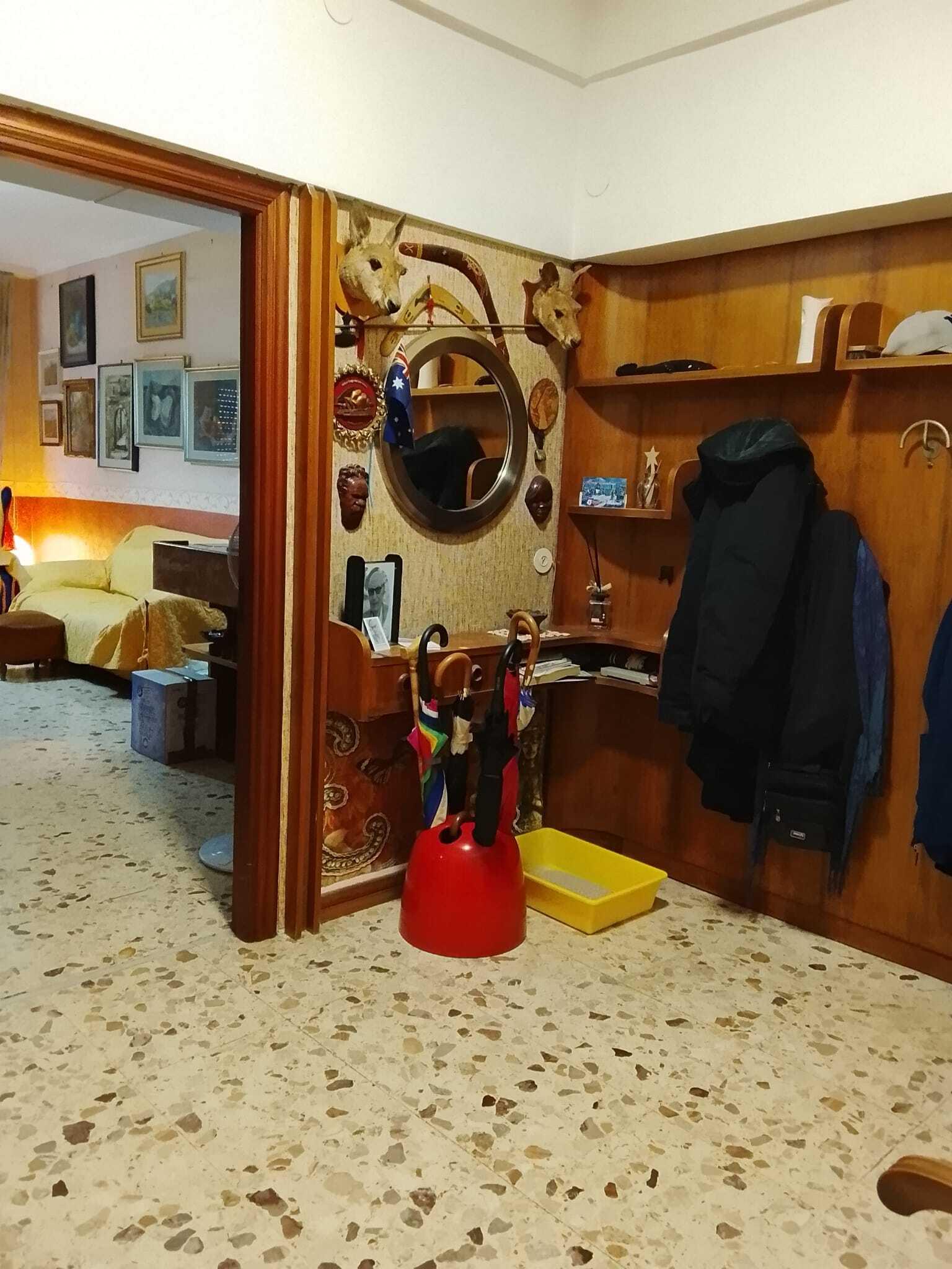 Quadrilocale in Via Benedetto Croce 13, Castellammare di Stabia