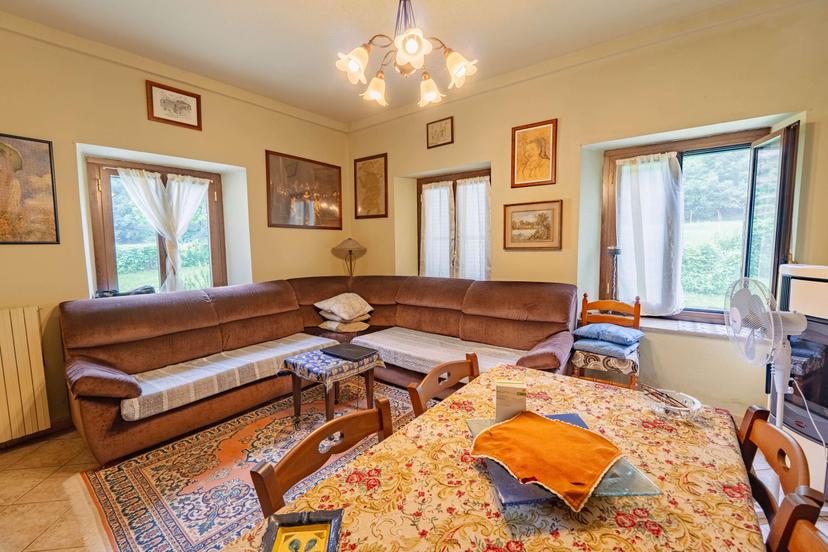 Casa indipendente in Via XXV Aprile  32, Inverso Pinasca — foto 3 di 5