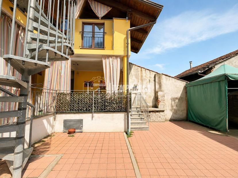 Trilocale in Via Gioannini, San Giusto Canavese — foto 2 di 5