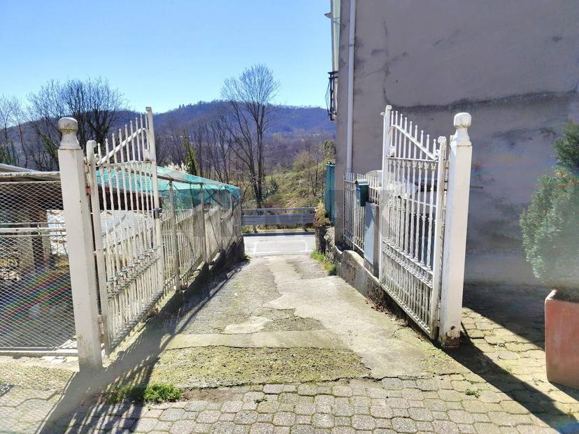 Casa indipendente in Via Villa, San Colombano Belmonte — foto 3 di 5