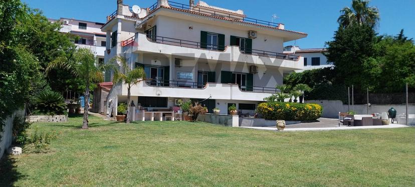 Villa in Via Madonna del Pantano 131, Giugliano in Campania — foto 4 di 5