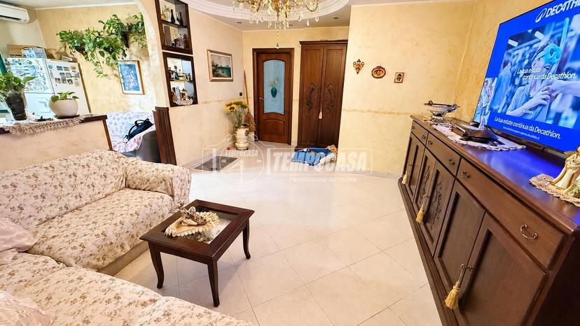 Quadrilocale in Via La Madonnella 74/Vesuvio, Giugliano in Campania — foto 4 di 5
