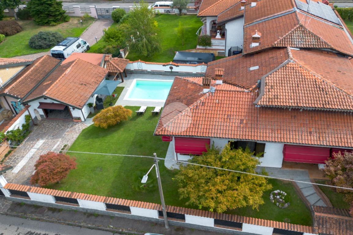 Villa in Via Barelli 20, Vermezzo con Zelo