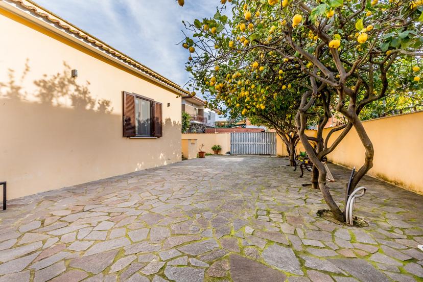 Villa in Via delle Tartarughe 17, Fiumicino