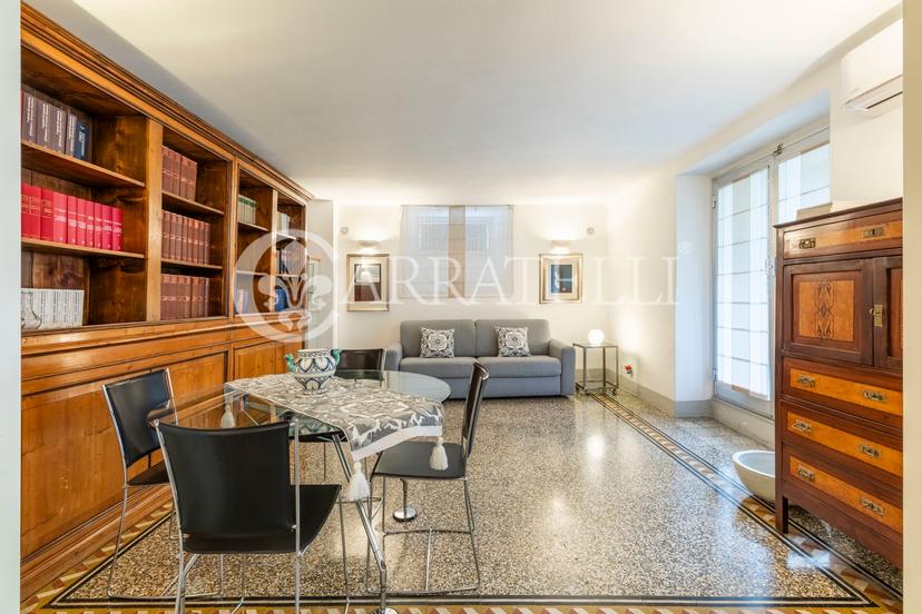 Villa in Via XXIV Maggio 6, Firenze