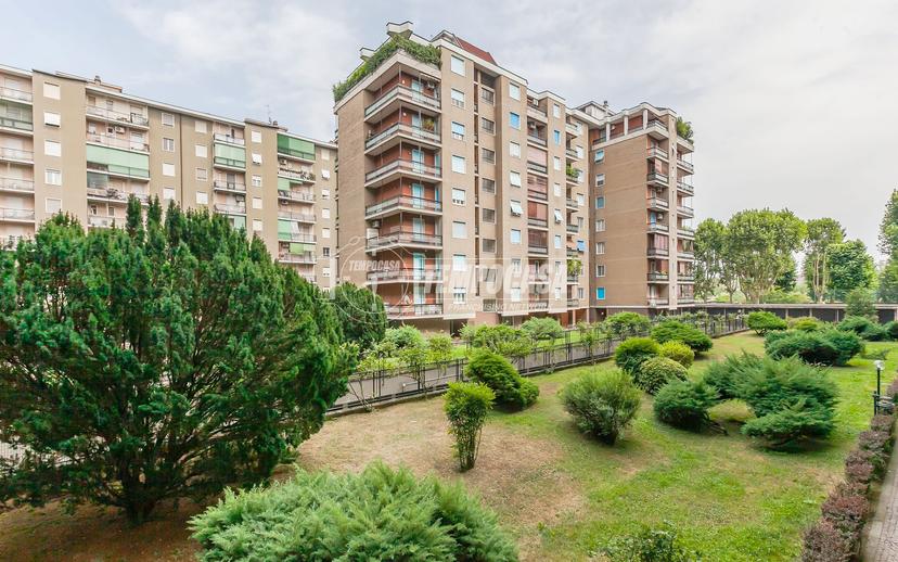 Trilocale in Via Papa Giovanni XXIII 43, Bresso — foto 2 di 5