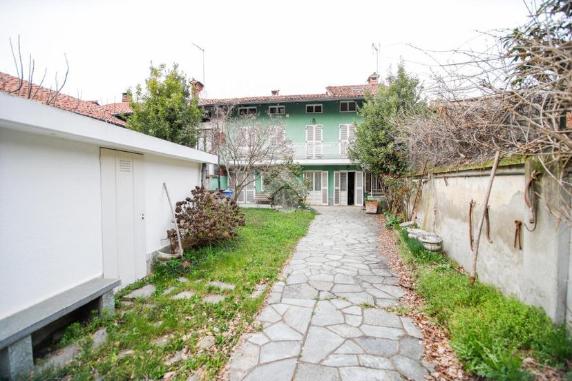 Casa indipendente in Via Canonico Carlo Notario, San Benigno Canavese — foto 2 di 5