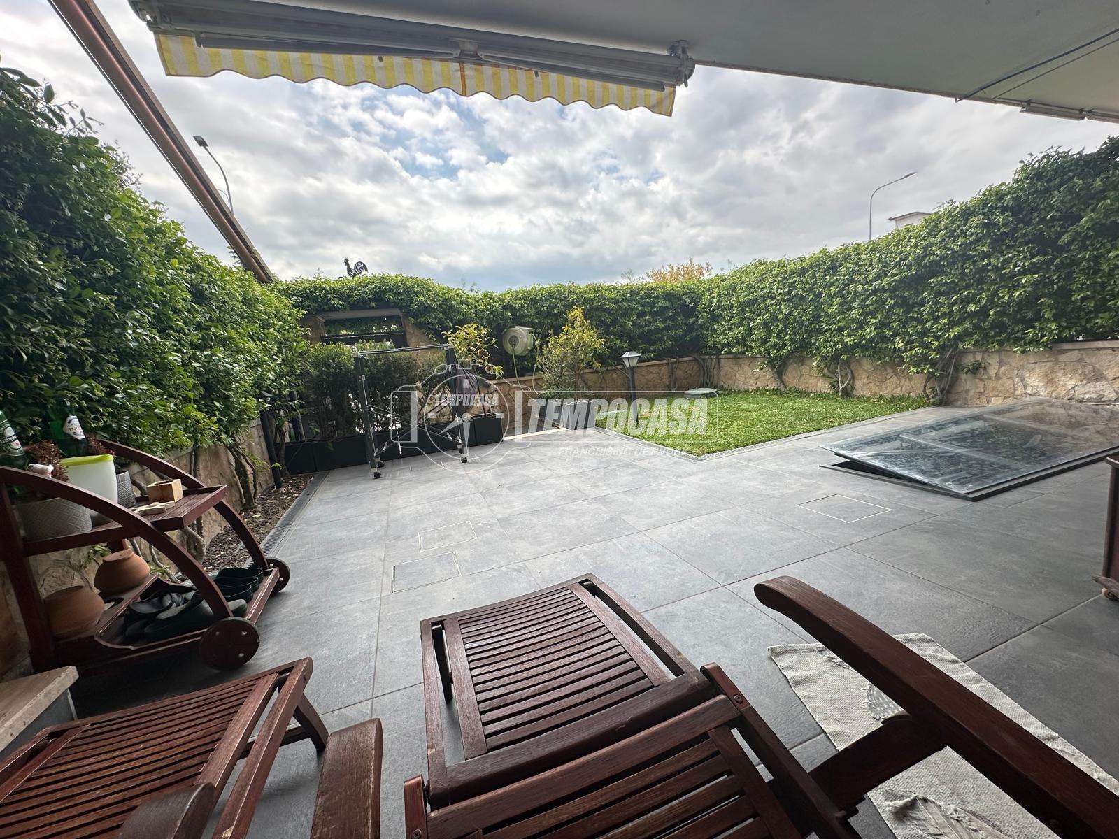 Villa a schiera in Via Pezzalunga, Acerra
