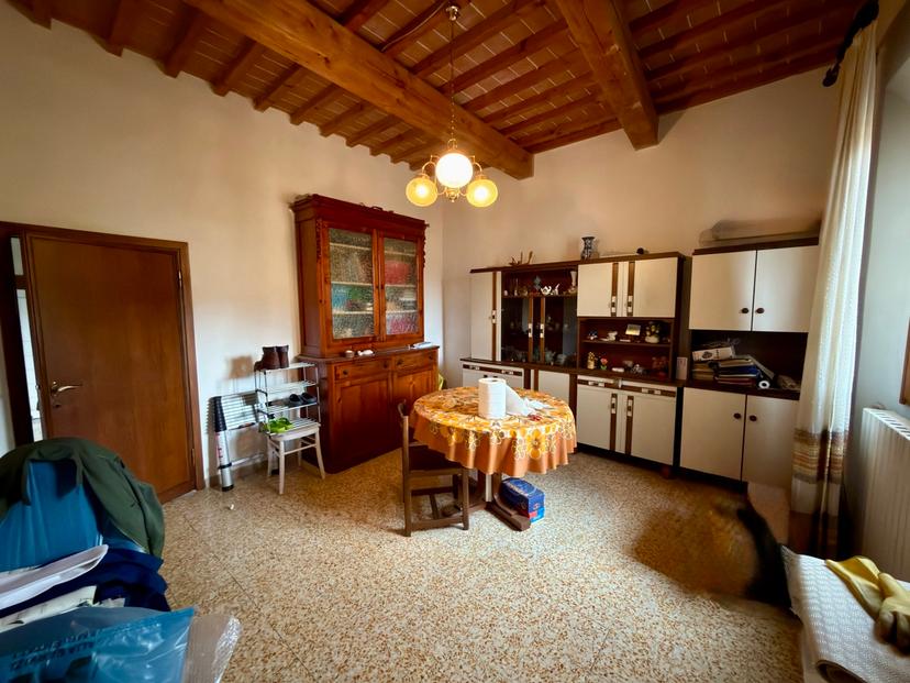 Quadrilocale in Piazza Vittorio Veneto 10, Capraia e Limite — foto 2 di 5