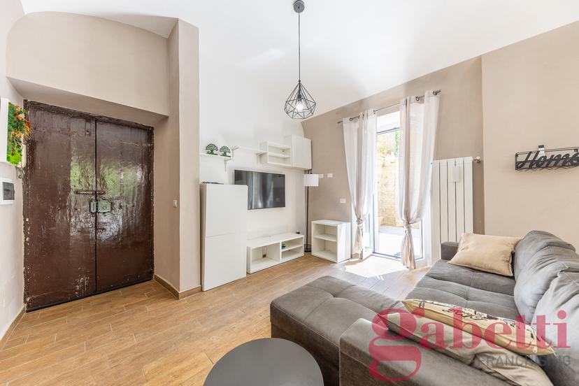 Trilocale in Via Achille Mauri 3, Roma